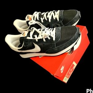 Vintage Nike sneakers size 12 M